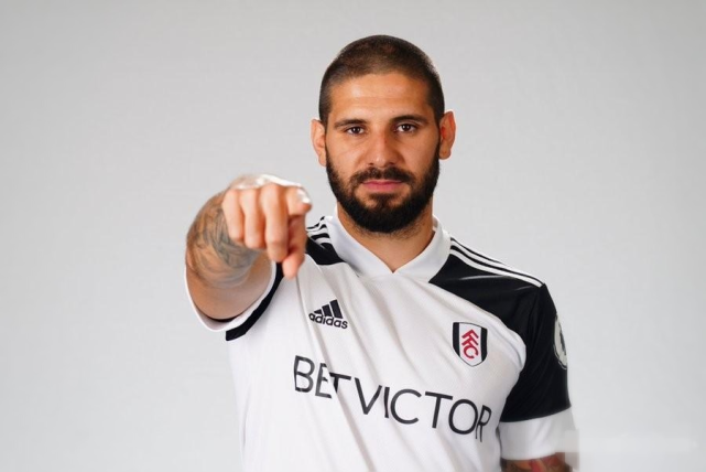 富勒姆保级艰难帕克变阵为激活切尔西球员球队在向好发展