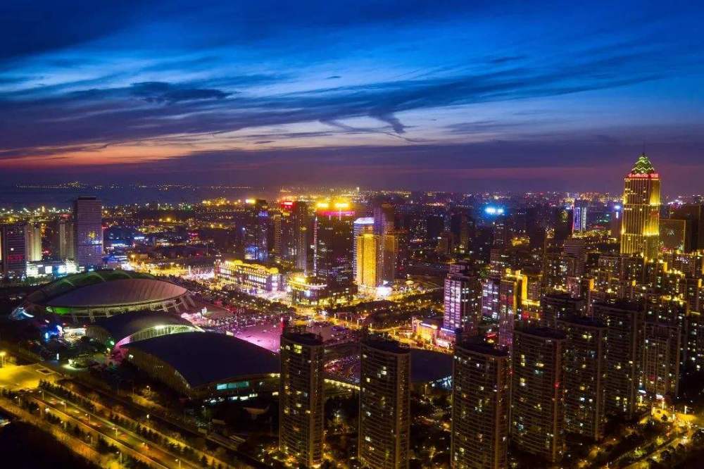 南通2021gdp_南通各区县2021年上半年GDP:崇川区814亿领跑,开发区人均惊艳(2)