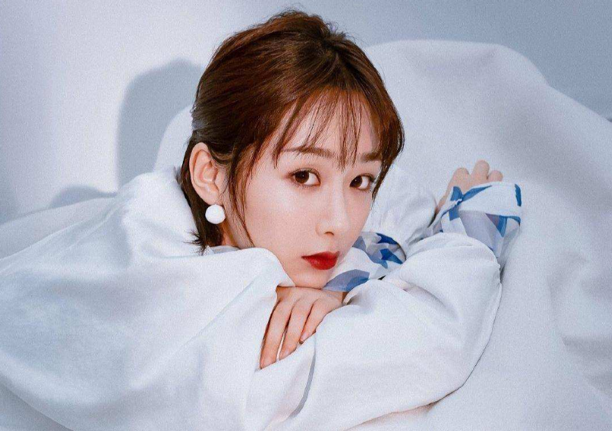 迪丽热巴|杨紫突然多了一个对手，“商业价值榜单”她超越杨紫，直追迪丽热巴