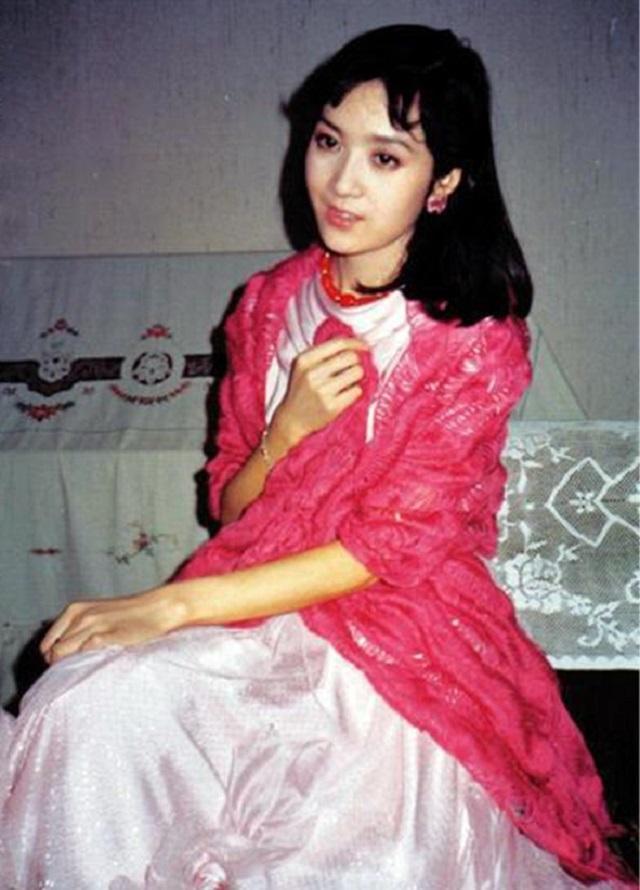 80年代国民女神龚雪,当年因上海流氓案出走美国,现已百毒不侵