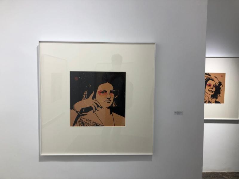 艺术作品|把口罩贴上画布，算不算够格展出的艺术品？