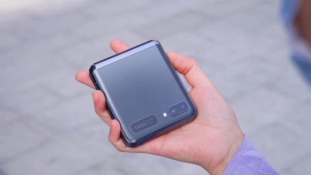 凝聚时尚再创经典三星zflip5g开启全新折叠体验