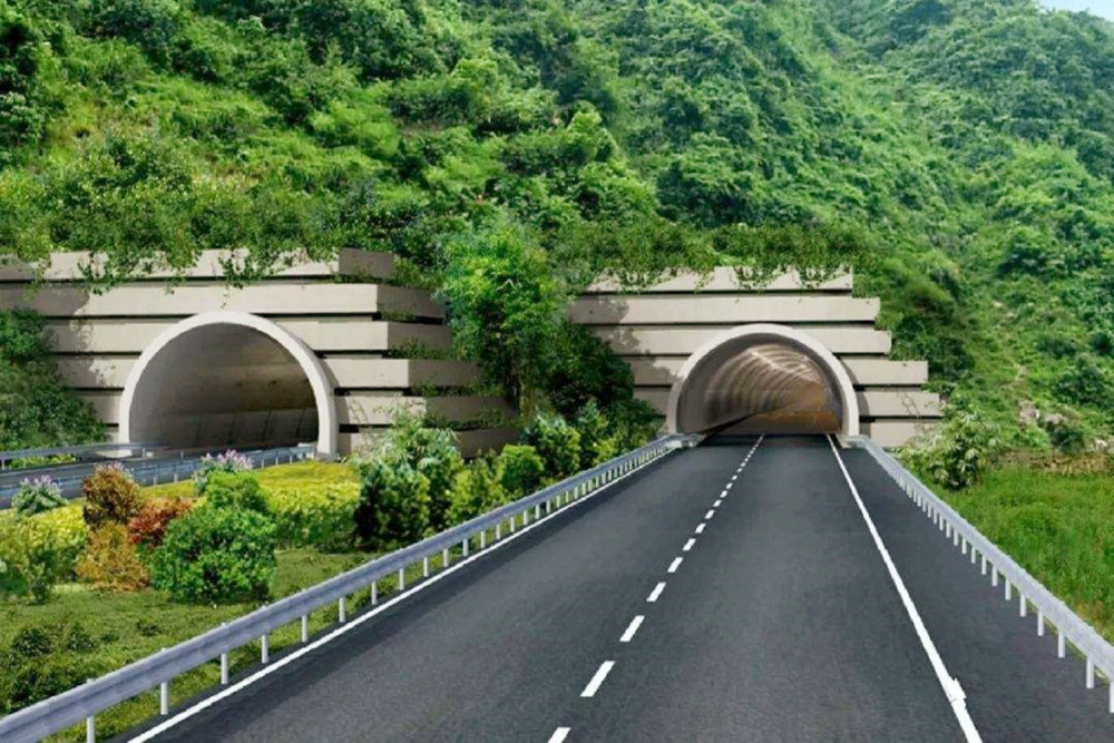 等到峨汉高速公路建设完成之后,它可以将省内的雅西高速,乐雅高速公路