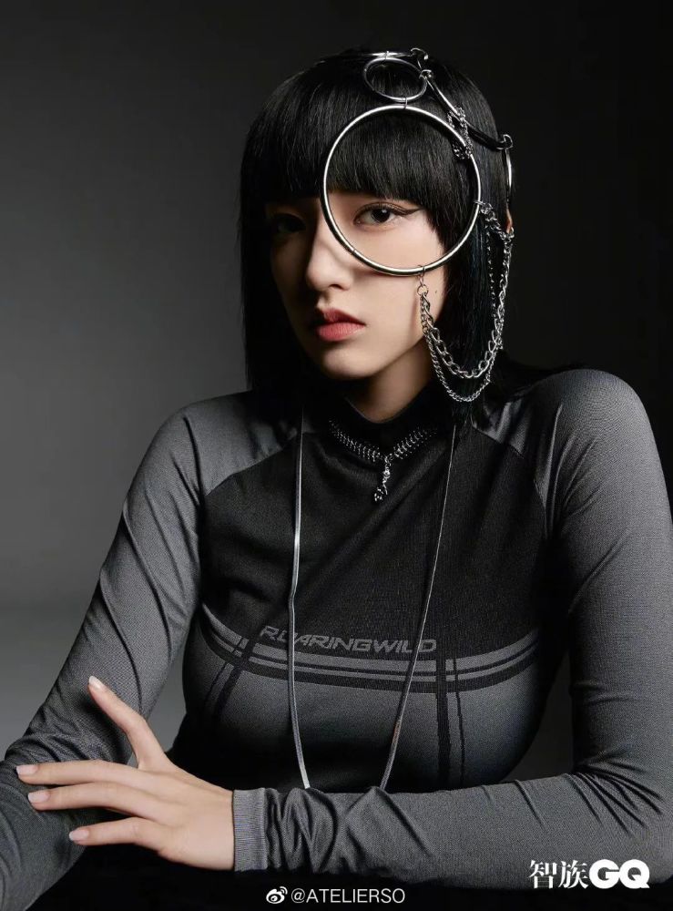 atelier so是一个来自厦门的宝藏首饰品牌,很多款式都被 明星戴过.