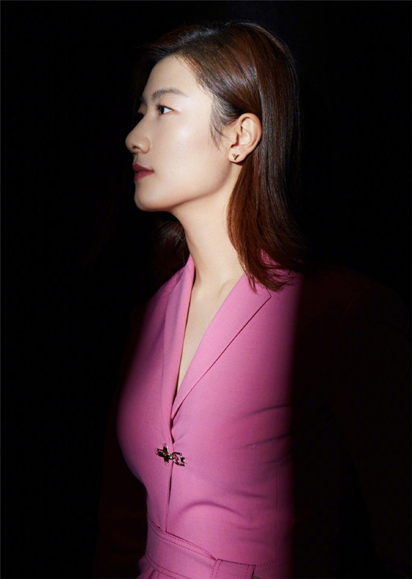 丁宁太美秒杀明星,遭师傅调侃,已放弃奥运?国乒4核竞争再升级