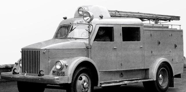 经典苏联嘎斯51卡车外观简洁大方操作简单成为一代神车