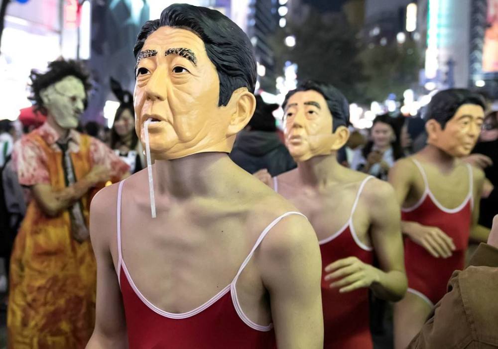 (全员cos加勒比海盗……)(从头到脚彻底变装,连爹妈都认不出……)