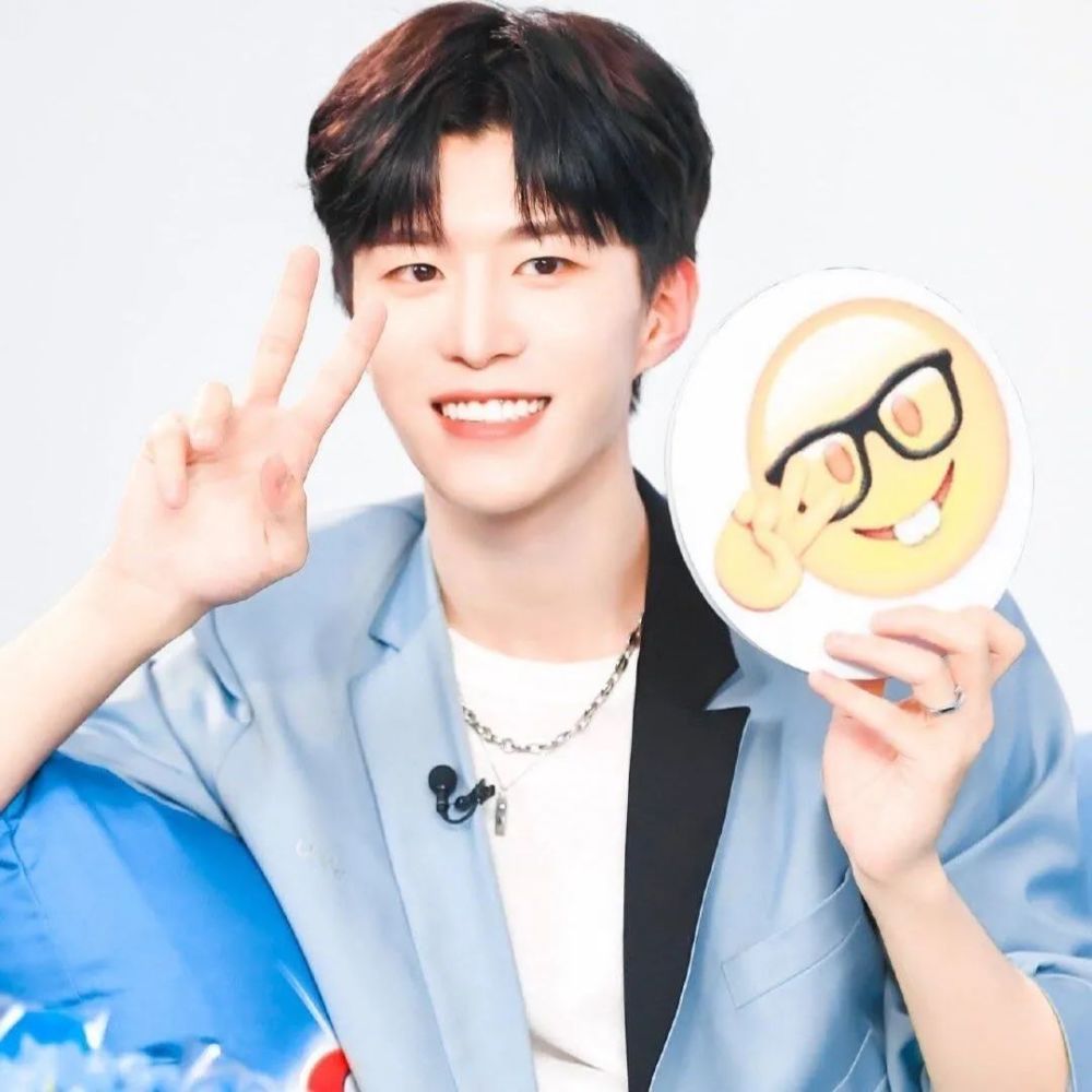 【头像】范丞丞