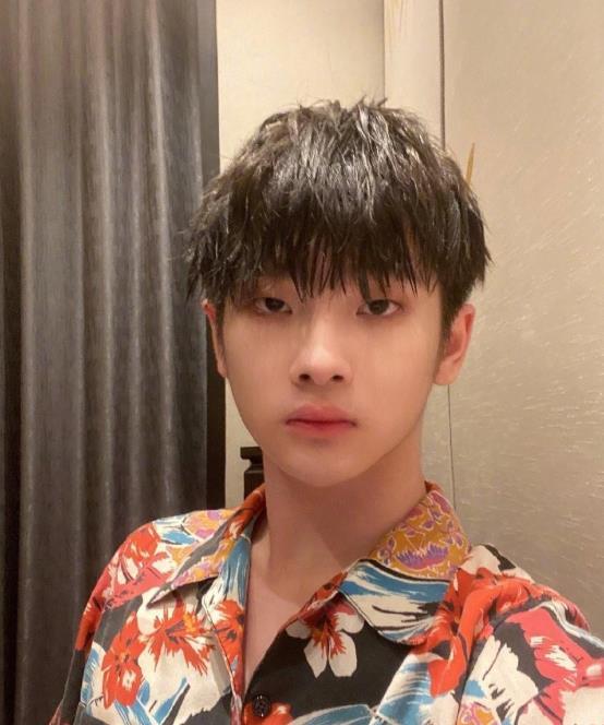 周震南|周震南回应父母老赖被指甩锅，粉丝说和他一起担责，网友：还钱吗