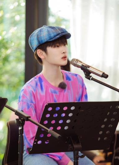 周震南|周震南回应父母老赖被指甩锅，粉丝说和他一起担责，网友：还钱吗