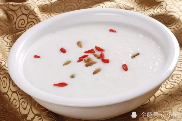 严重便秘怎么办 最快速的方法 便秘吃什么最快排便 牛奶 粳米 肛门