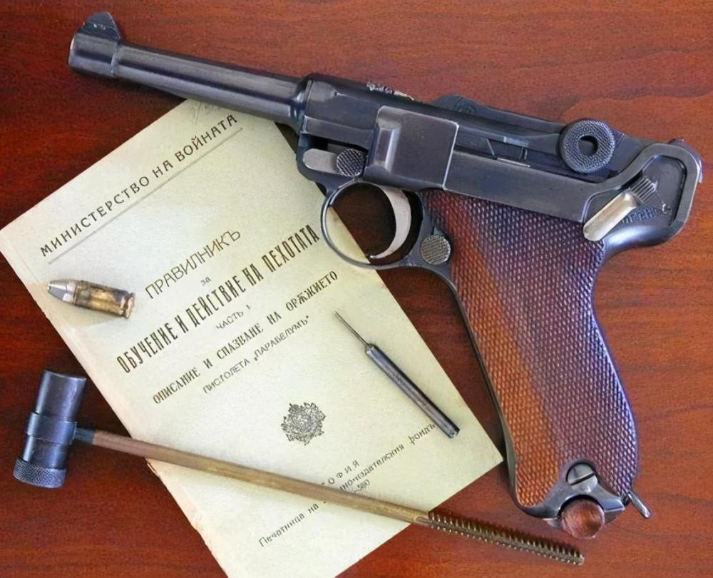 颜值|被网红“救活”的书店，真的是颜值大于一切？