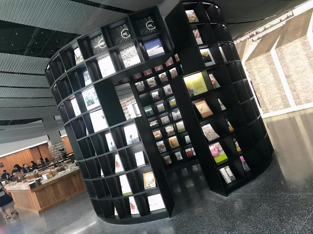 颜值|被网红“救活”的书店，真的是颜值大于一切？