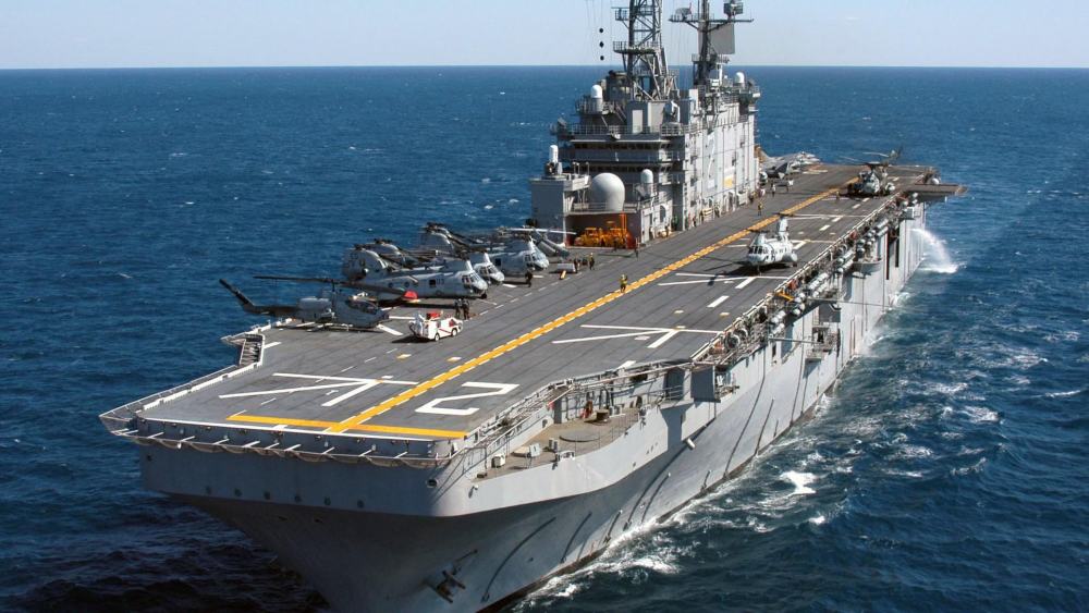 中美俄海军舰艇总吨位对比:美国350万吨,