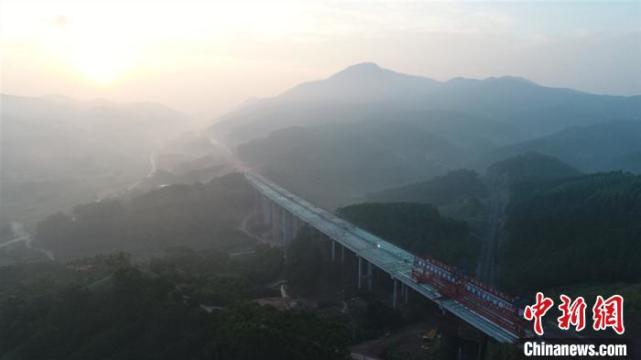 大浦高速计划年底通车助力广西东融步伐