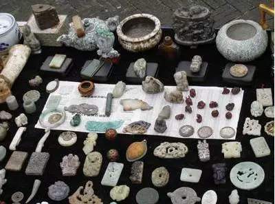 马未都|古玩这行水有多深？马未都：为了骗富豪，骗子硬是造了个假的古墓