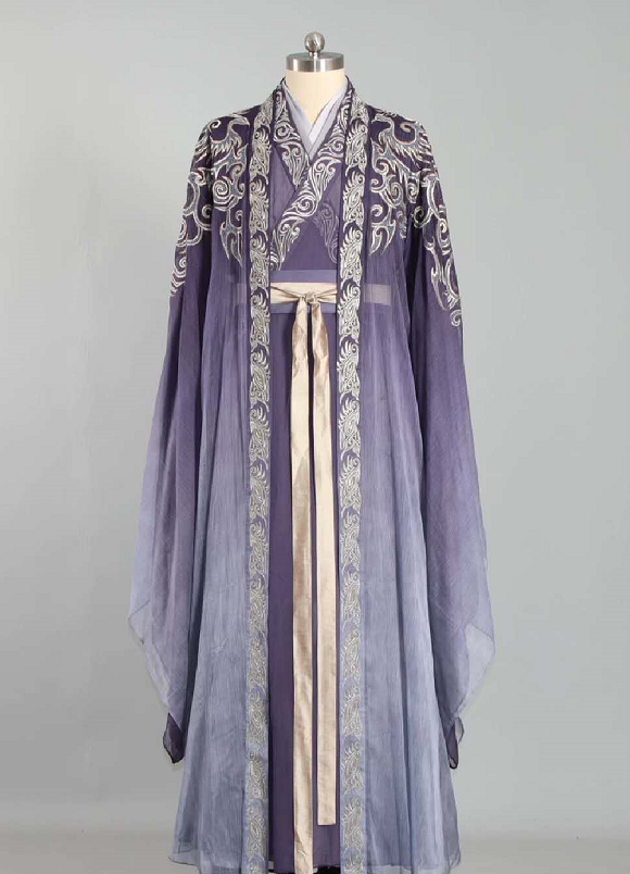 《琉璃》剧组服二手拍卖,一套卖到7000元,网友怒斥吃相难看