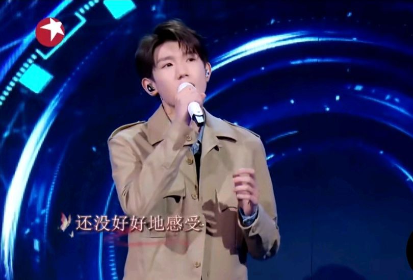 我们的歌 两代歌手的pk较量 承载了几代人的甜蜜回忆 腾讯新闻