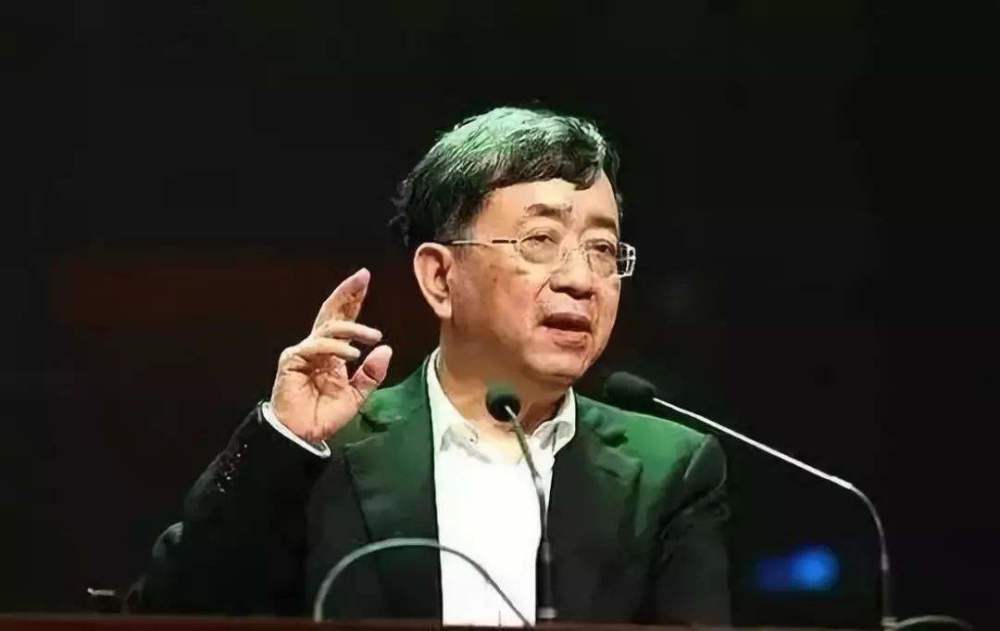 金庸|王朔说余秋雨是传统文化的琼瑶 金庸说余秋雨堪比鲁迅