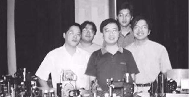 物理|离诺奖最近的中国科学家，创造出6个“世界首次”，却说物理好简单