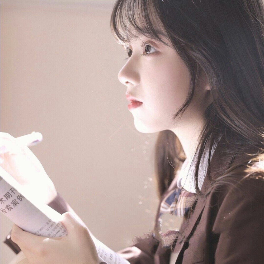 表面装傻心中有数看破不说破的三个星座