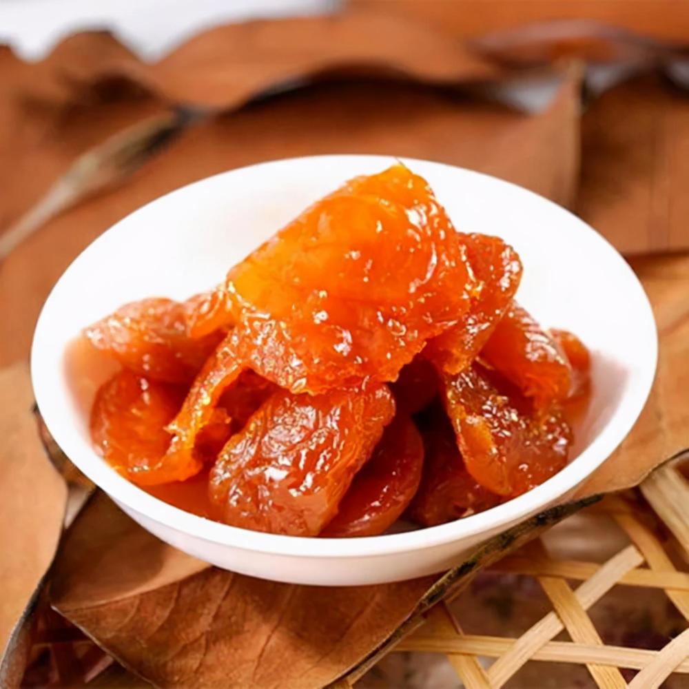 宁夏山杏是彭阳县的特产,当地的居民,人人都知道甘草杏,有些人,还是