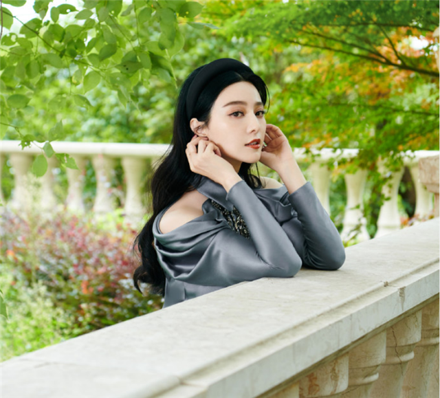 范冰冰|范冰冰再曝喜讯，已全面复出，《爵迹2》将在国内上映