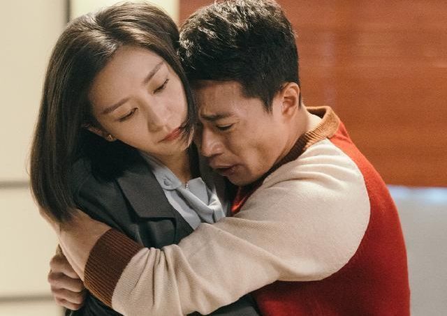 曹骏|尔冬升不是曹骏的伯乐，章子怡才是，看她为曹骏做了什么