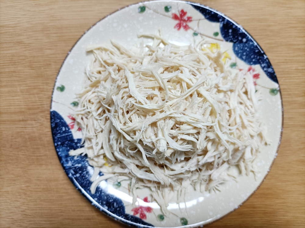 棒棒鸡这样做,味道微辣,鲜香可口,富有嚼劲,真的很不错