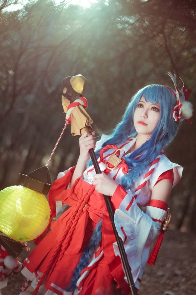 cos欣赏:王者荣耀伊势巫女大乔