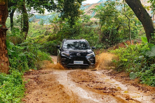 20万区间能舒服跑山路的suv 威兰达轻度越野体验