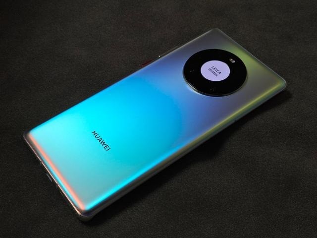 mate40pro秘銀色真機(jī)測試 mate40pro秘銀色后蓋是什么材質(zhì)