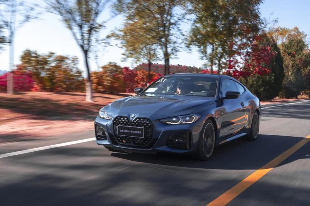 试驾全新bmw 4系双门轿跑 操控性能出色 绝不仅是两门版3系 腾讯新闻
