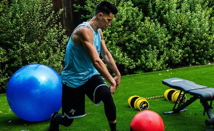 林书豪晒力量训练照坦言身体更强壮了为重返勇士或篮网做准备