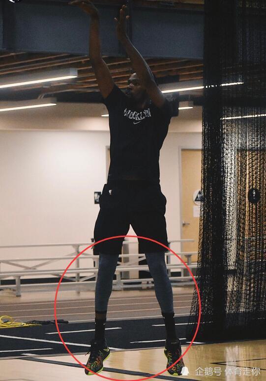 杜兰特欧文合练,我全程都被kd的小腿吸引,这跟腱长度真实的?_腾讯新闻