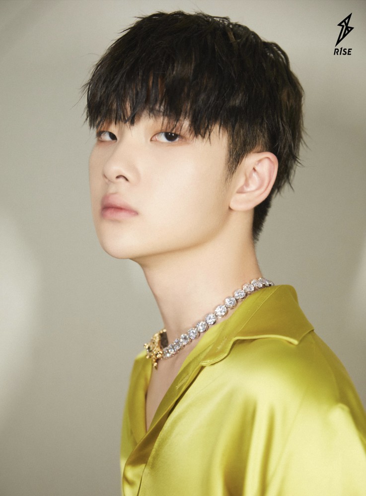 r1se组合成员频频出事人气大滑坡这个男团是集体水逆吗