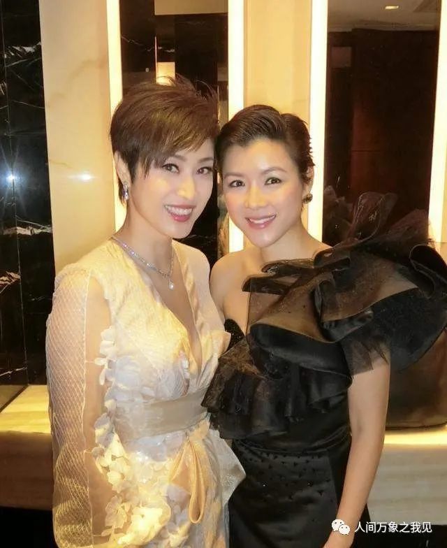 姐妹情深生日前夕蔡少芬提前准备蛋糕庆祝陈法蓉真是好女人