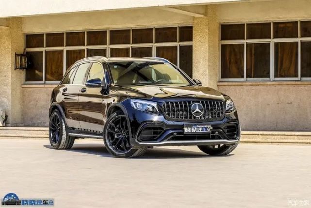 实拍0 100只有4秒的amg Glc63 车主居然说它很低调 Amg Glc 奔驰amg