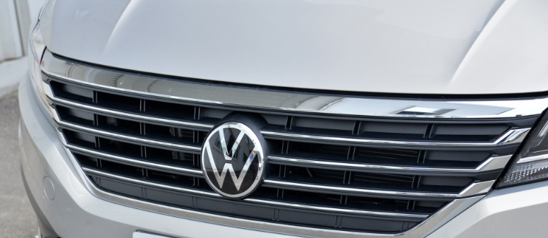 新款朗逸上市更换全新logo配置全面升级剑指销量第一宝座