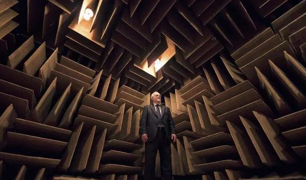 美国|全球最寂静的房间，待一小时能获得一千美金，却至今无人挑战成功