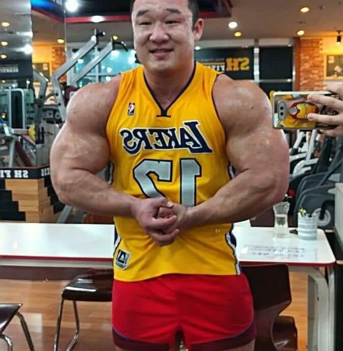 31岁韩国健美先生突传死讯死因疑为拔罐引发败血症