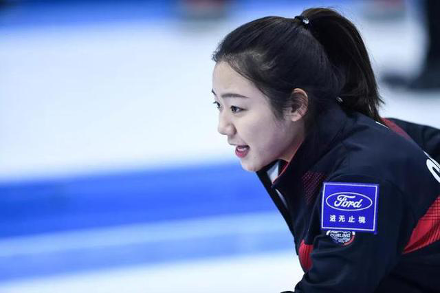 00后冰壶韩雨受王冰玉盛赞赛场经验老道侧脸神似李子君