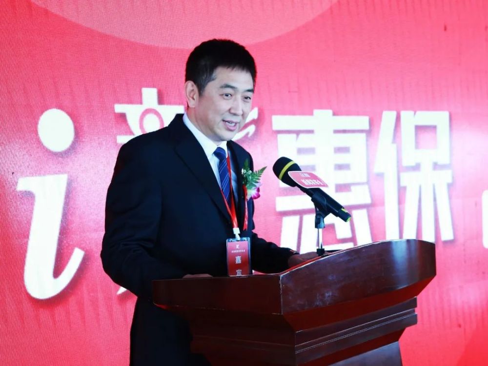 影视传媒集团党总支书记郭锡哲,阳光财险黑龙江省分公司总经理滕连胜