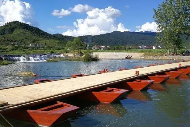 【网红】莲花县坊楼镇沿背村南溪河成为"网红打卡地"