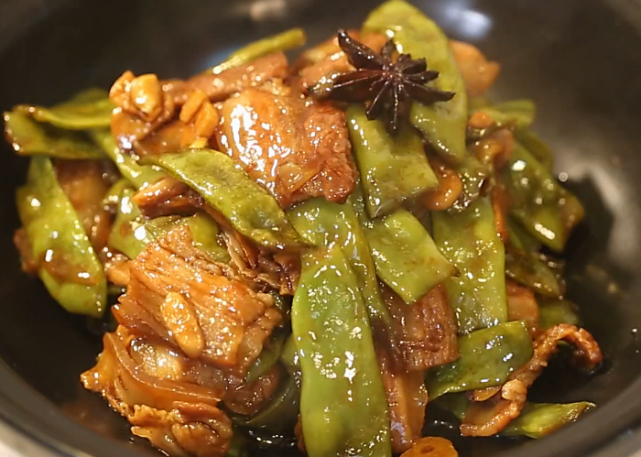 荤素搭配的扁豆炒肉片营养好吃鲜香味美孩子特喜欢的家常菜