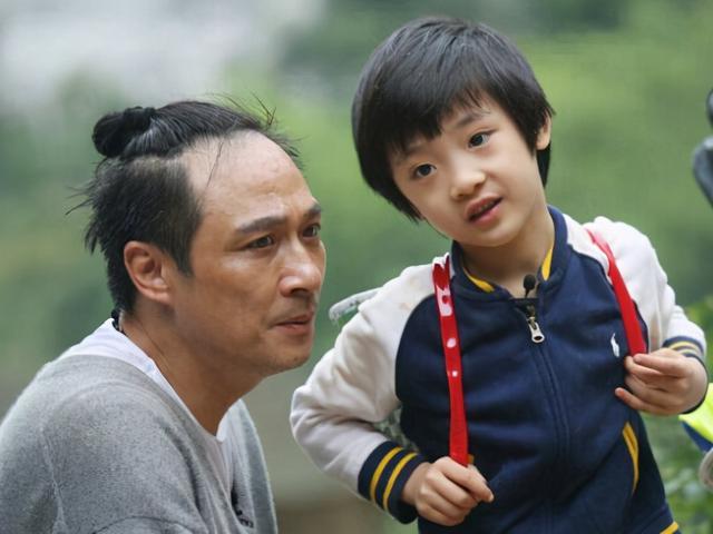 吴费曼|吴镇宇儿子追星失败8天后，周杰伦终于回应安慰别心碎，为费曼加油