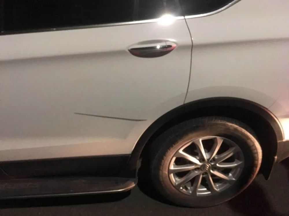 当碰瓷党遇到足球队