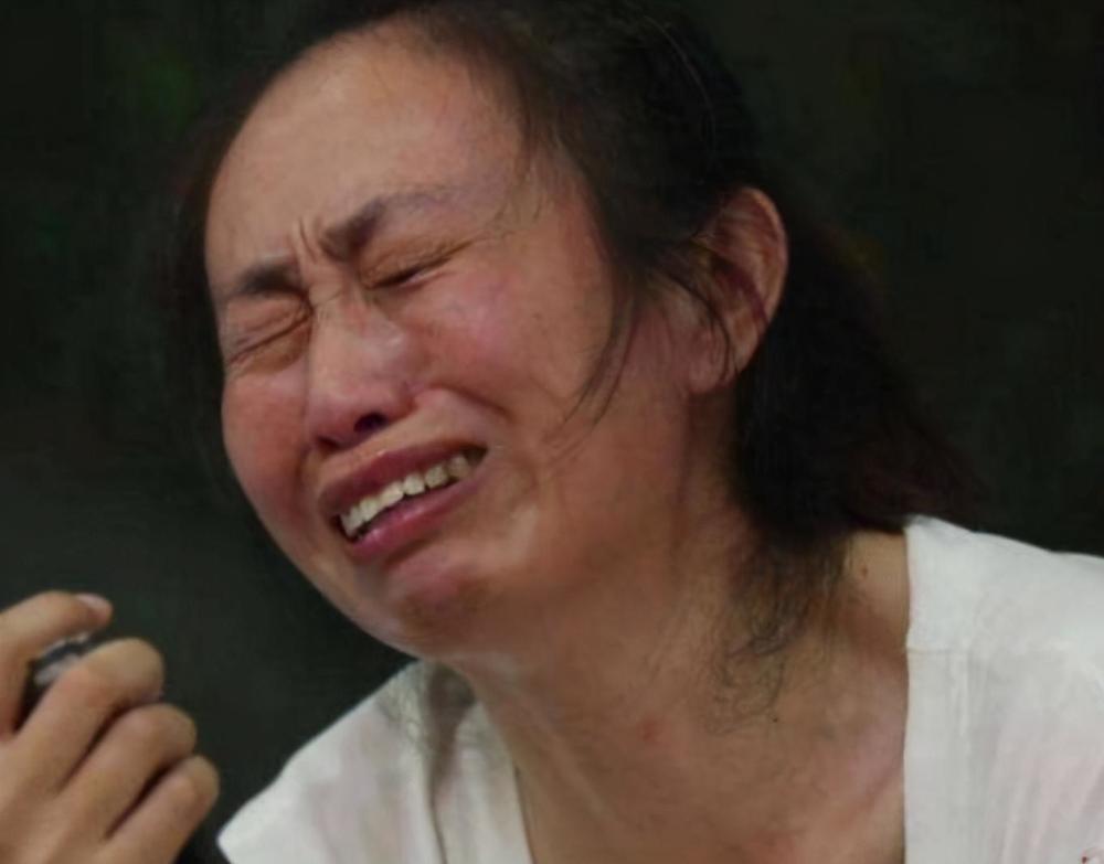 江歌妈妈送键盘侠入狱受害者有罪论简直是最诛心的言论