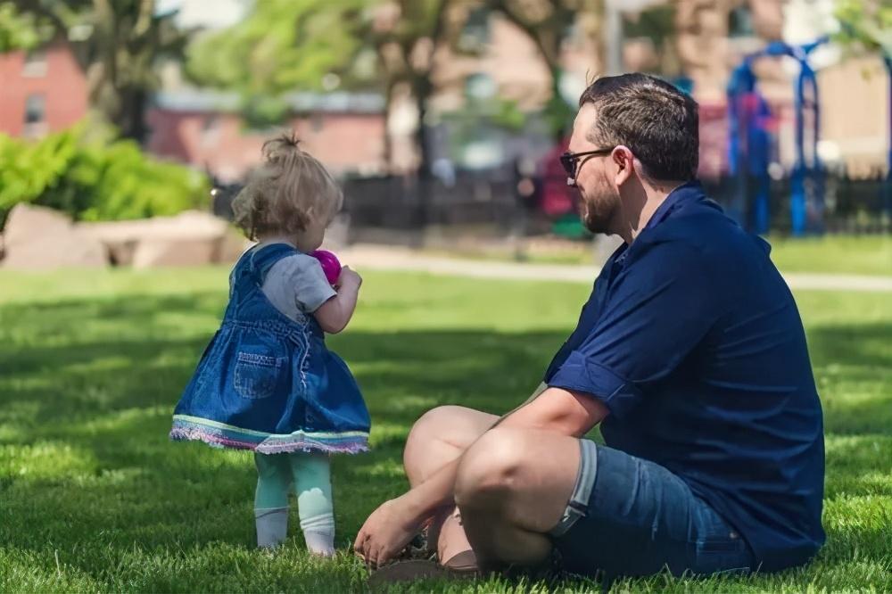 张桂梅|女明星晒的“全职太太的岁月静好”，都是骗你的