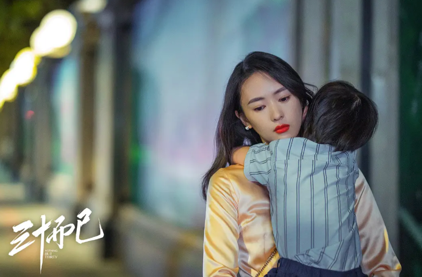 张桂梅|女明星晒的“全职太太的岁月静好”，都是骗你的